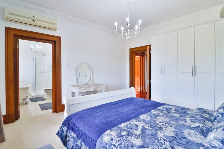 7 Bedroom Property for Sale in Athlone KwaZulu-Natal