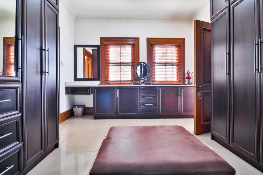 7 Bedroom Property for Sale in Athlone KwaZulu-Natal