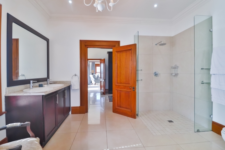 7 Bedroom Property for Sale in Athlone KwaZulu-Natal