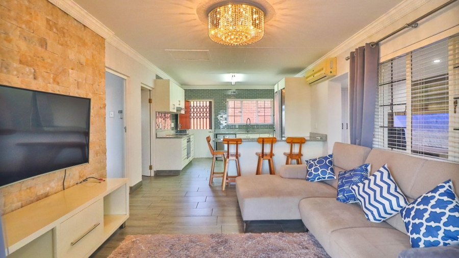 7 Bedroom Property for Sale in Athlone KwaZulu-Natal