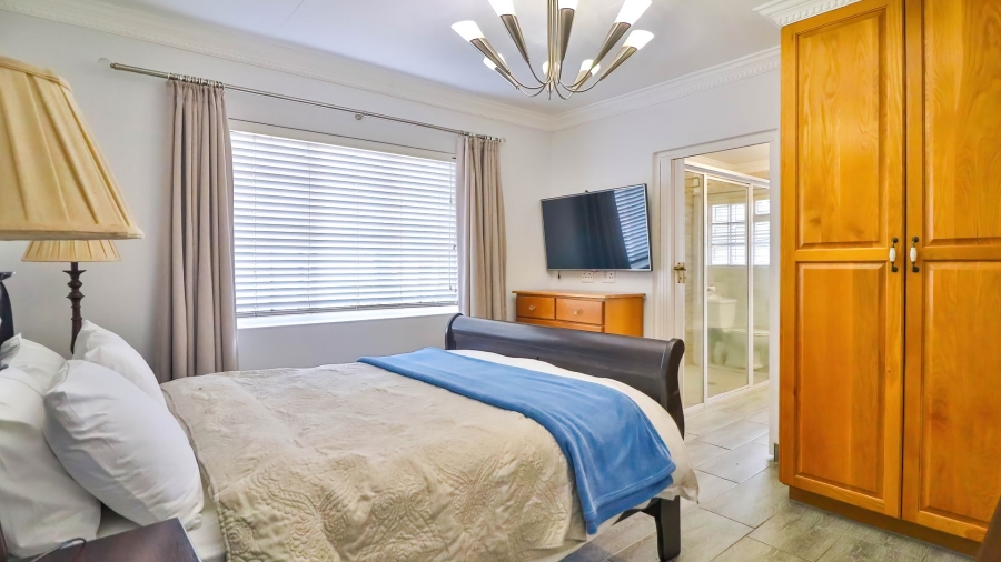 7 Bedroom Property for Sale in Athlone KwaZulu-Natal