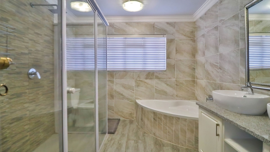 7 Bedroom Property for Sale in Athlone KwaZulu-Natal