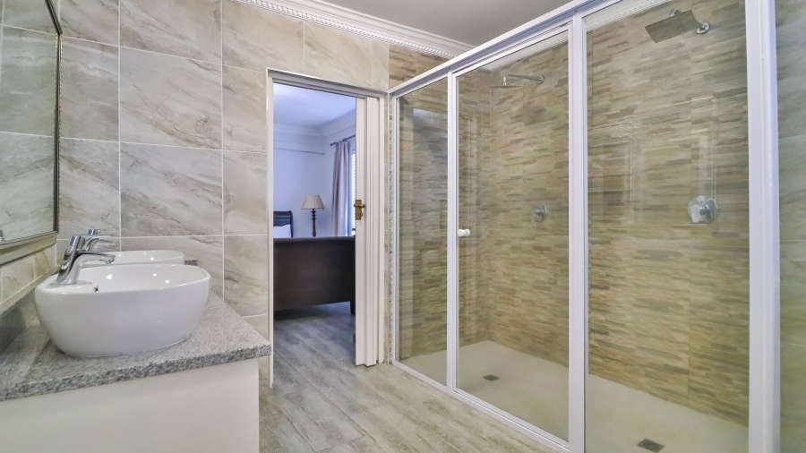 7 Bedroom Property for Sale in Athlone KwaZulu-Natal