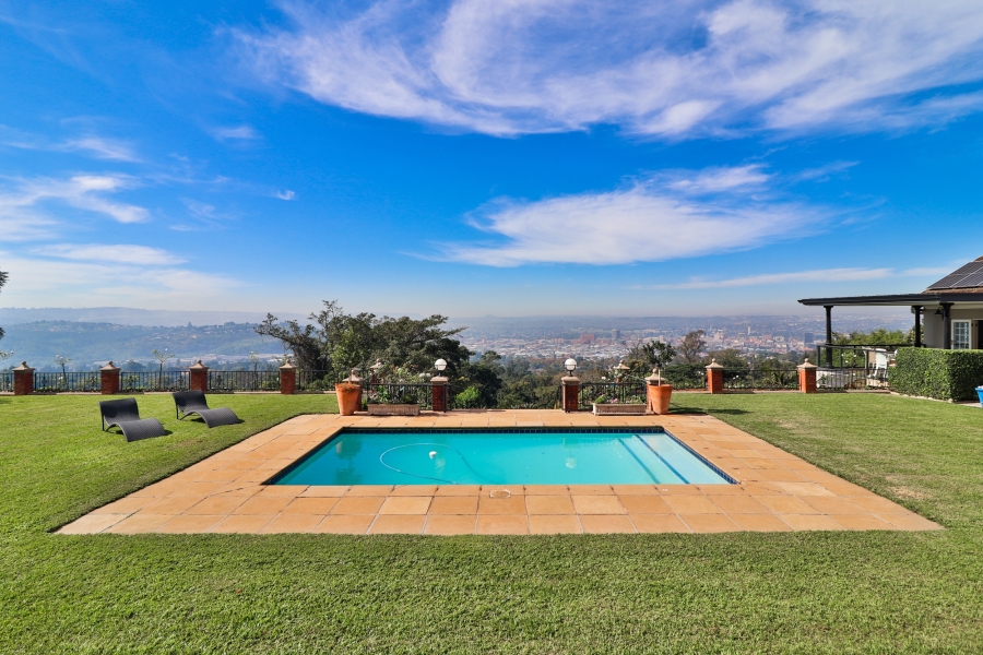 7 Bedroom Property for Sale in Athlone KwaZulu-Natal