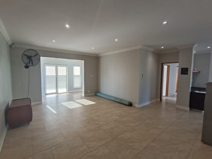 4 Bedroom Property for Sale in Meer En See KwaZulu-Natal