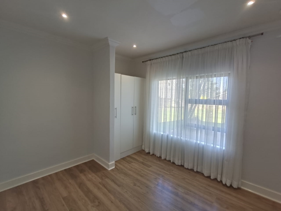 4 Bedroom Property for Sale in Meer En See KwaZulu-Natal