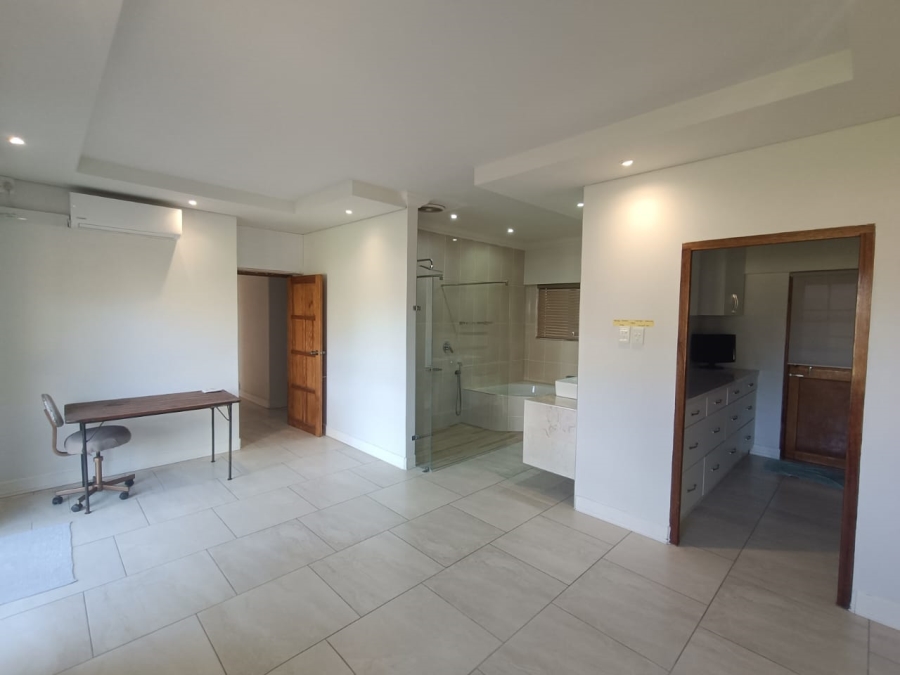 4 Bedroom Property for Sale in Meer En See KwaZulu-Natal