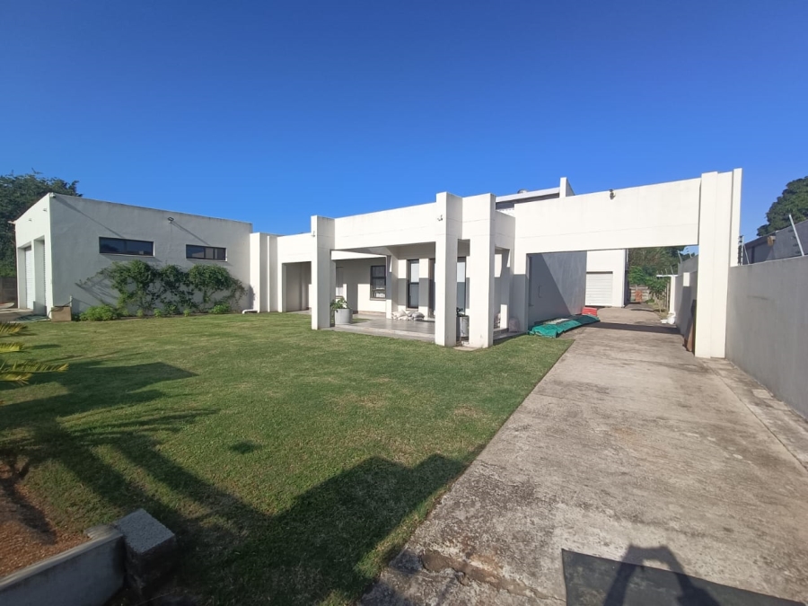 4 Bedroom Property for Sale in Meer En See KwaZulu-Natal