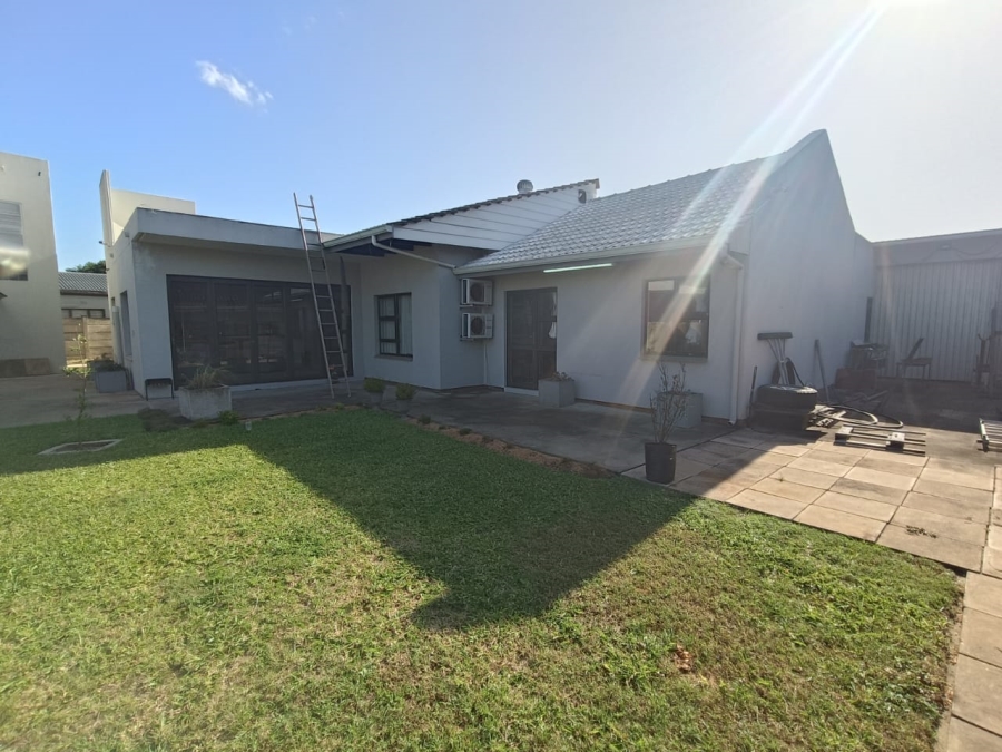 4 Bedroom Property for Sale in Meer En See KwaZulu-Natal