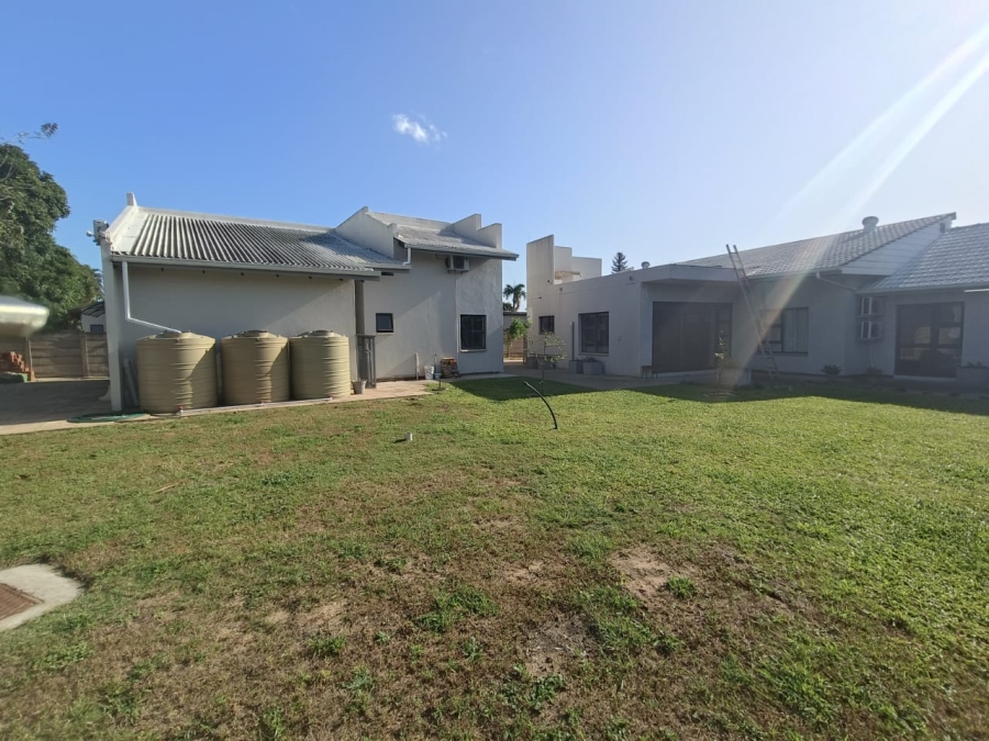 4 Bedroom Property for Sale in Meer En See KwaZulu-Natal