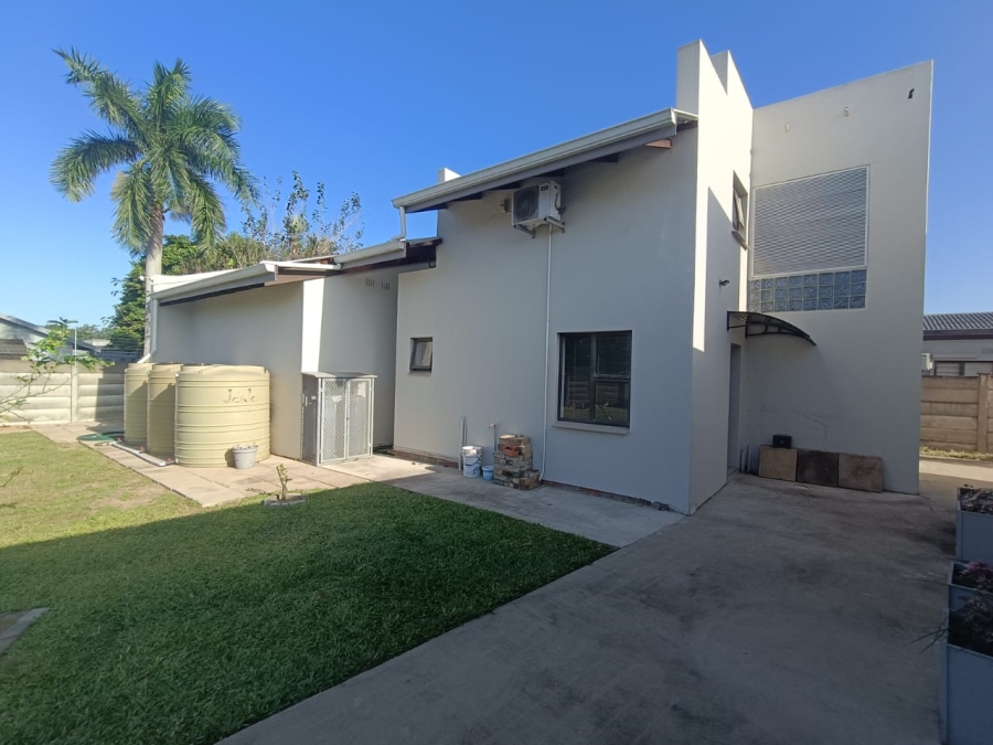 4 Bedroom Property for Sale in Meer En See KwaZulu-Natal