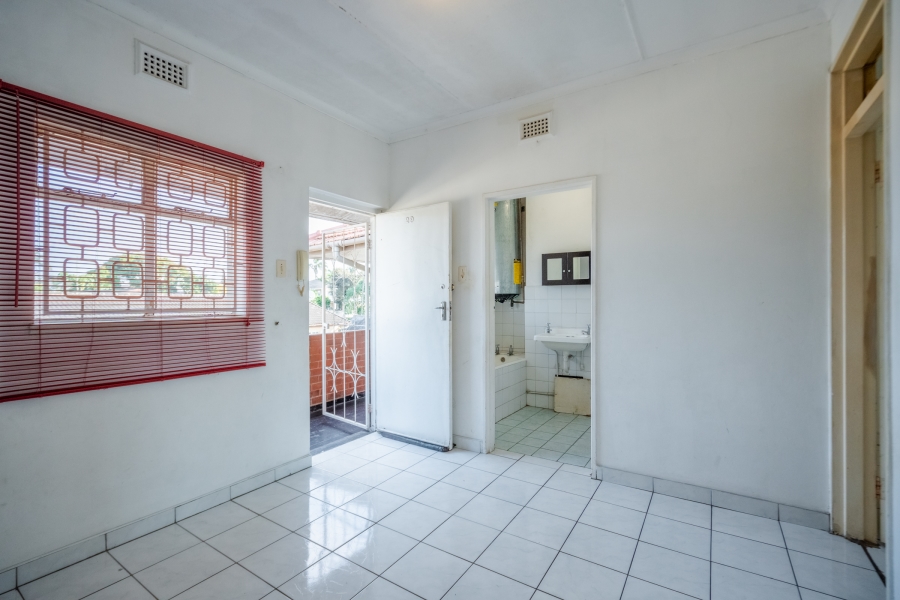 2 Bedroom Property for Sale in Pinetown KwaZulu-Natal