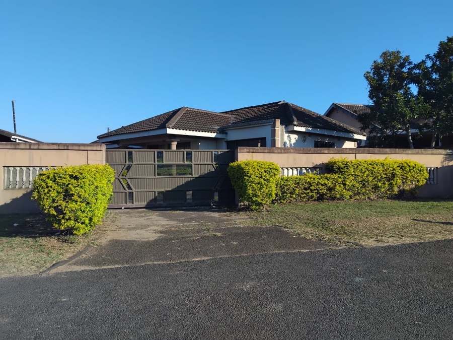4 Bedroom Property for Sale in Esikhawini KwaZulu-Natal
