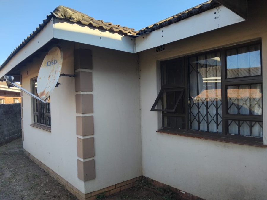 4 Bedroom Property for Sale in Esikhawini KwaZulu-Natal