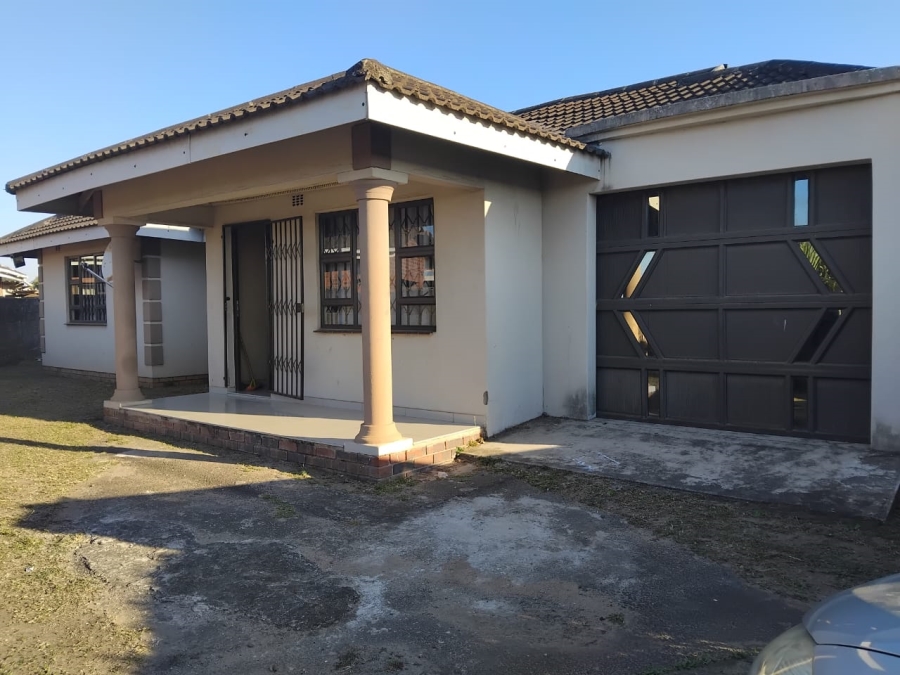 4 Bedroom Property for Sale in Esikhawini KwaZulu-Natal