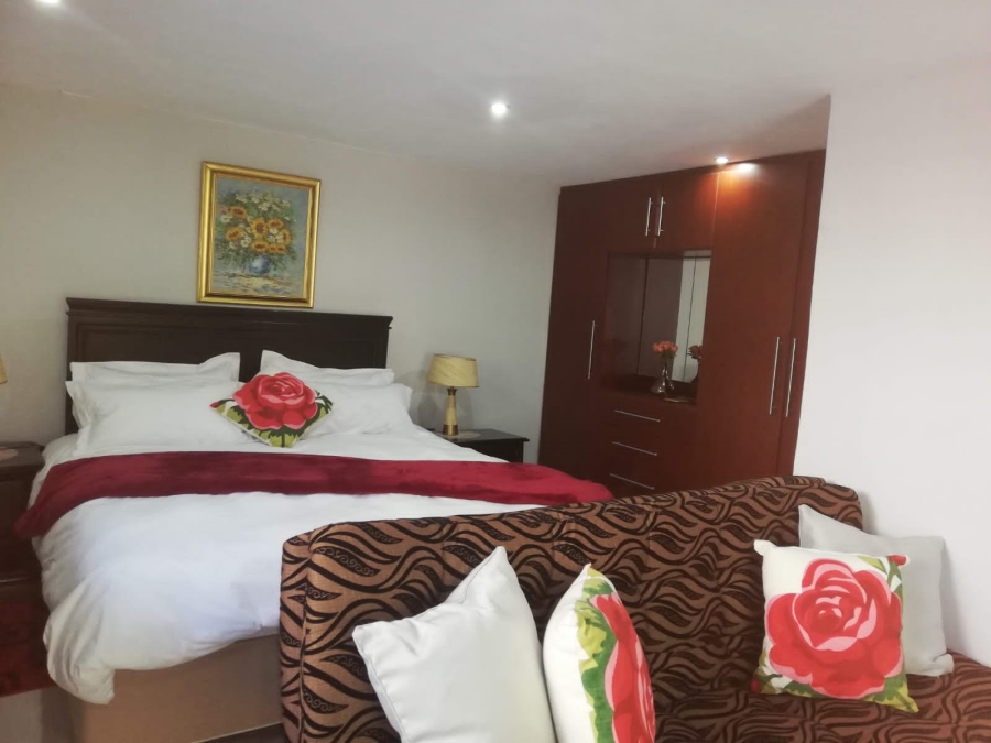 6 Bedroom Property for Sale in Doon Heights KwaZulu-Natal