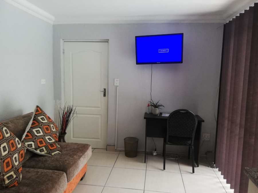 6 Bedroom Property for Sale in Doon Heights KwaZulu-Natal