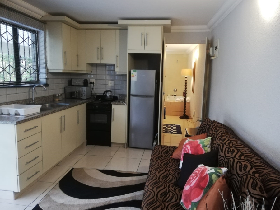 6 Bedroom Property for Sale in Doon Heights KwaZulu-Natal