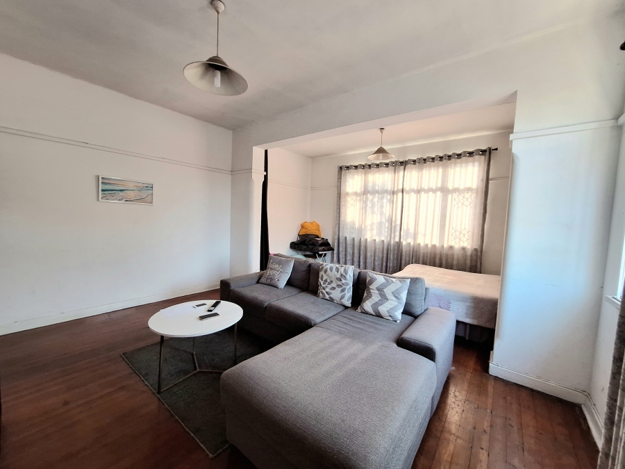 2 Bedroom Property for Sale in Glenwood KwaZulu-Natal