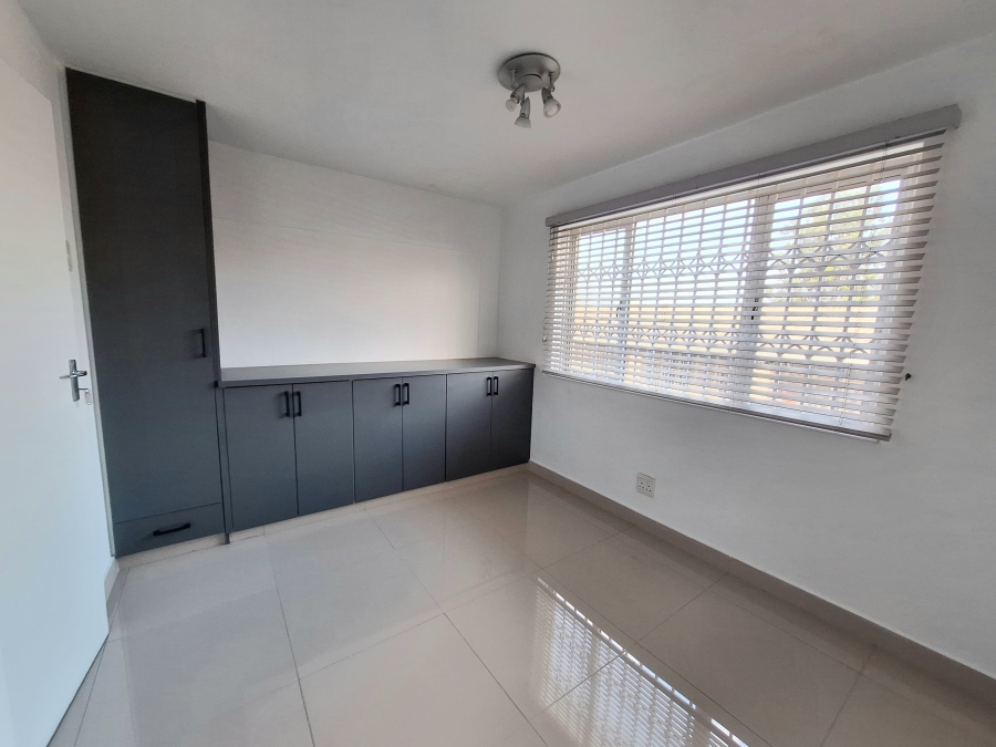 2 Bedroom Property for Sale in Morningside KwaZulu-Natal