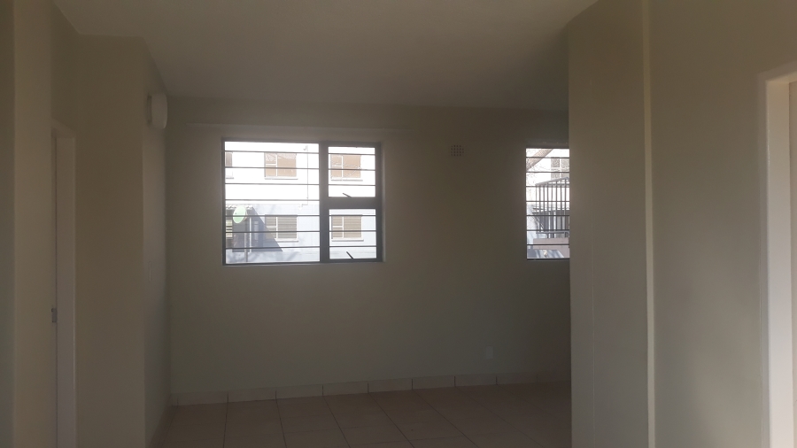 2 Bedroom Property for Sale in Madadeni J KwaZulu-Natal