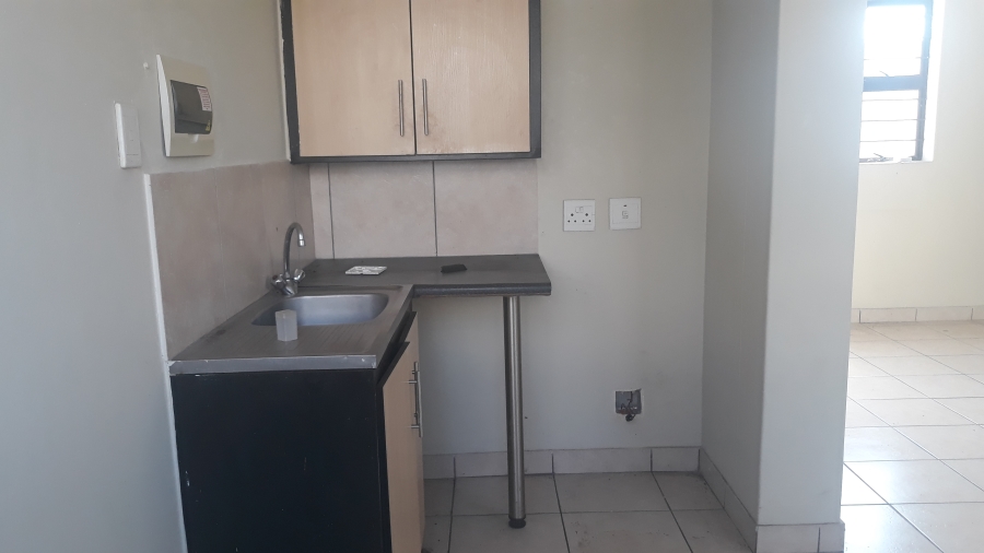 2 Bedroom Property for Sale in Madadeni J KwaZulu-Natal