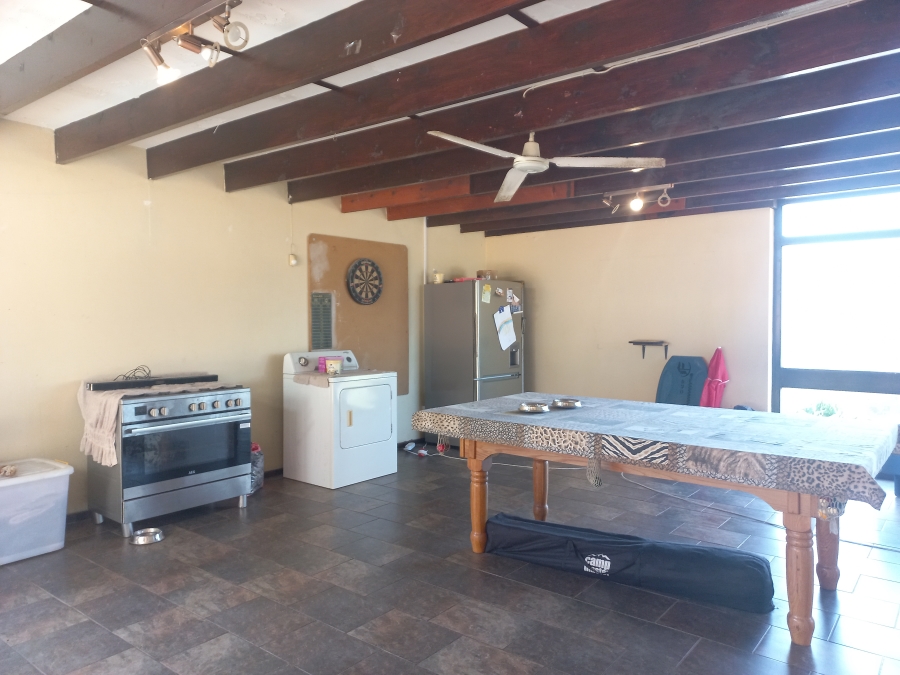 4 Bedroom Property for Sale in Amanzimtoti KwaZulu-Natal