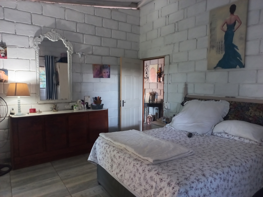 4 Bedroom Property for Sale in Amanzimtoti KwaZulu-Natal