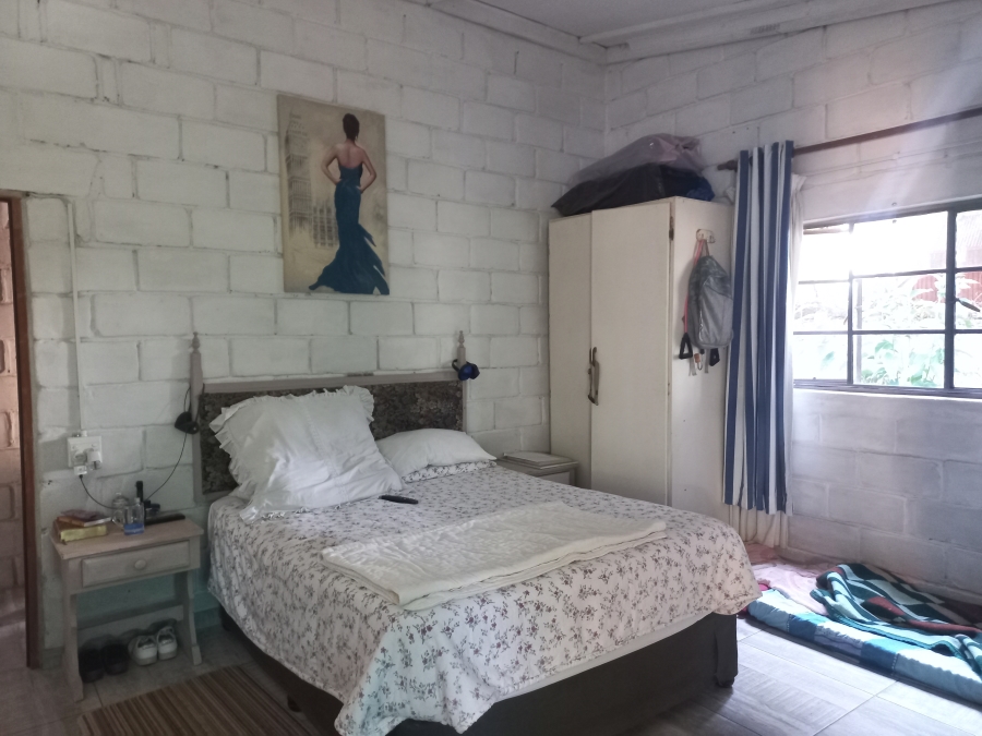 4 Bedroom Property for Sale in Amanzimtoti KwaZulu-Natal