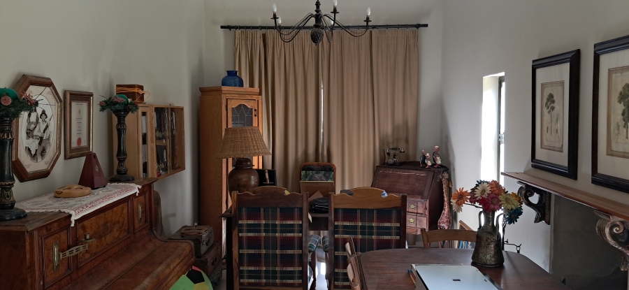 7 Bedroom Property for Sale in Signal Hill KwaZulu-Natal