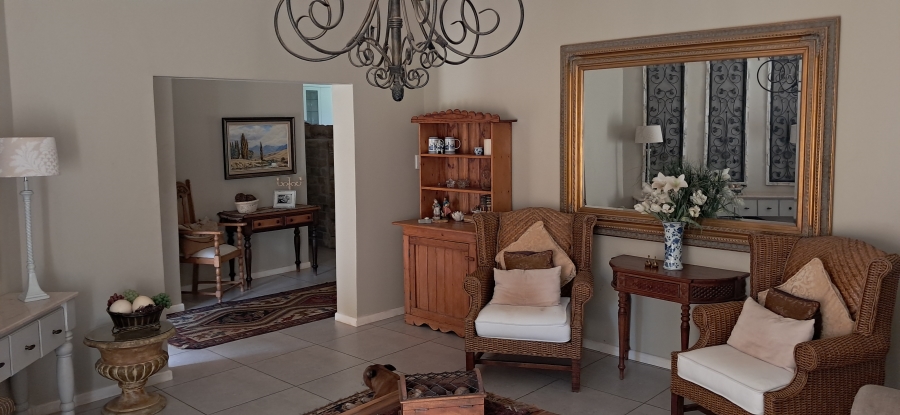 7 Bedroom Property for Sale in Signal Hill KwaZulu-Natal