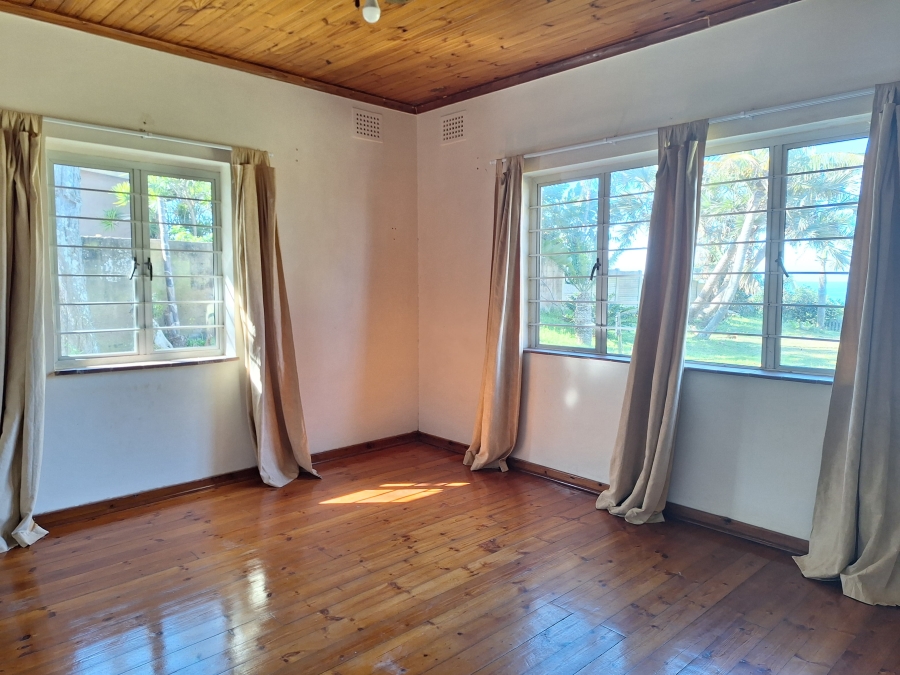 4 Bedroom Property for Sale in Amanzimtoti KwaZulu-Natal