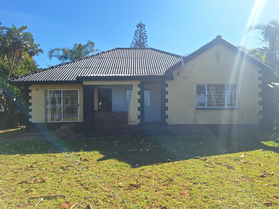 4 Bedroom Property for Sale in Amanzimtoti KwaZulu-Natal