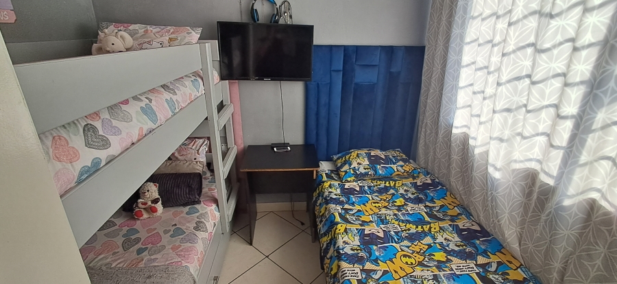 2 Bedroom Property for Sale in Madadeni J KwaZulu-Natal