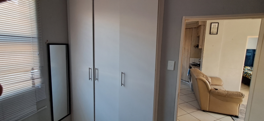 2 Bedroom Property for Sale in Madadeni J KwaZulu-Natal
