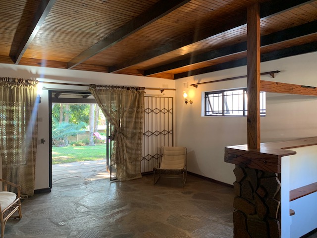 To Let 1 Bedroom Property for Rent in Manors KwaZulu-Natal