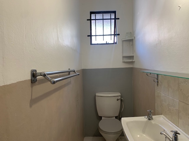 To Let 1 Bedroom Property for Rent in Manors KwaZulu-Natal