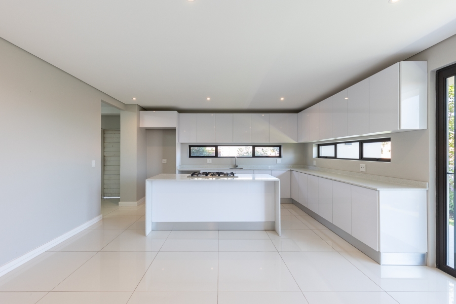 5 Bedroom Property for Sale in Izinga Ridge KwaZulu-Natal