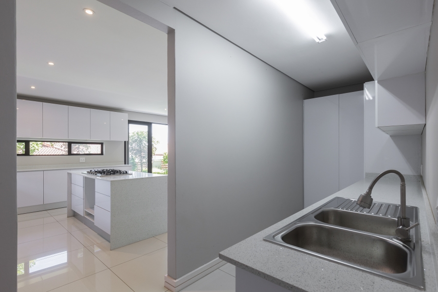 5 Bedroom Property for Sale in Izinga Ridge KwaZulu-Natal