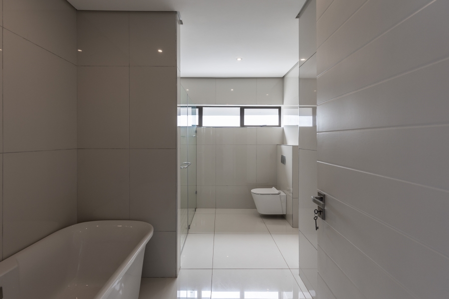 5 Bedroom Property for Sale in Izinga Ridge KwaZulu-Natal