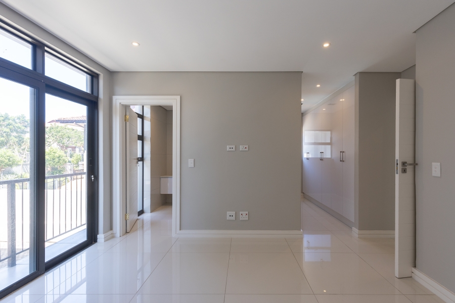 5 Bedroom Property for Sale in Izinga Ridge KwaZulu-Natal