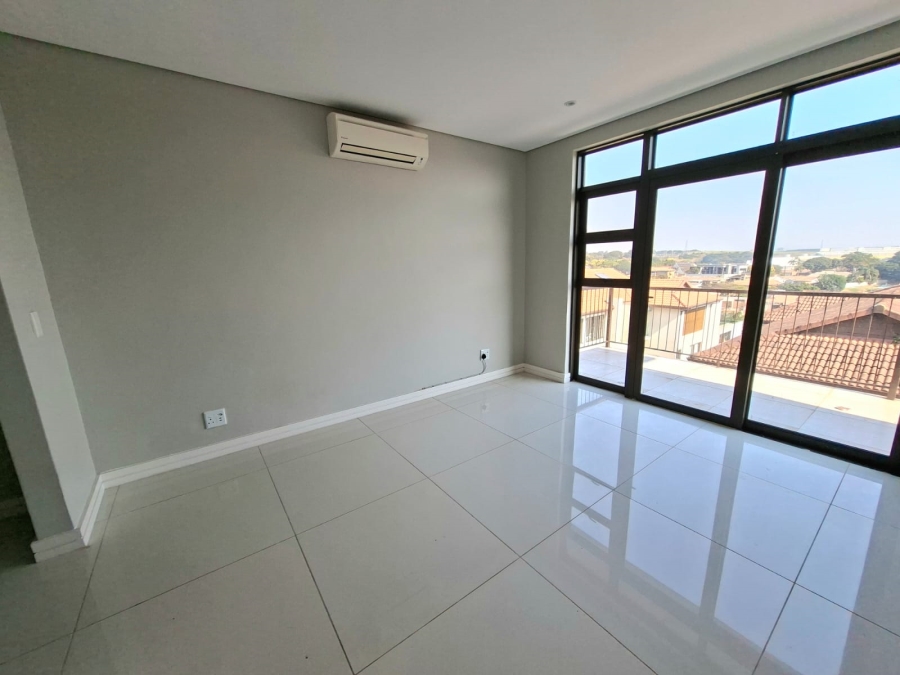 5 Bedroom Property for Sale in Izinga Ridge KwaZulu-Natal