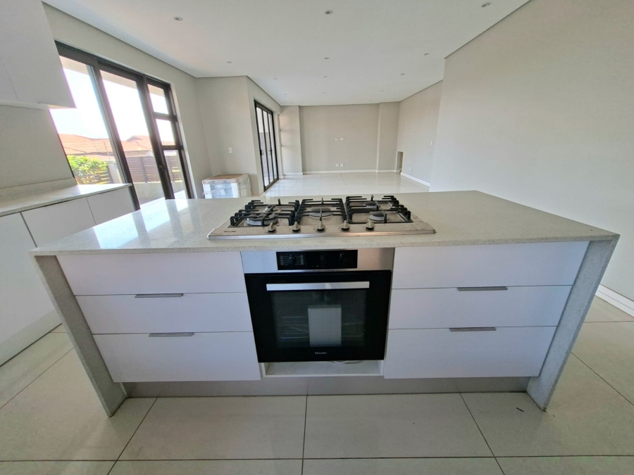 5 Bedroom Property for Sale in Izinga Ridge KwaZulu-Natal