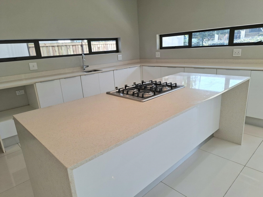 4 Bedroom Property for Sale in Izinga Ridge KwaZulu-Natal