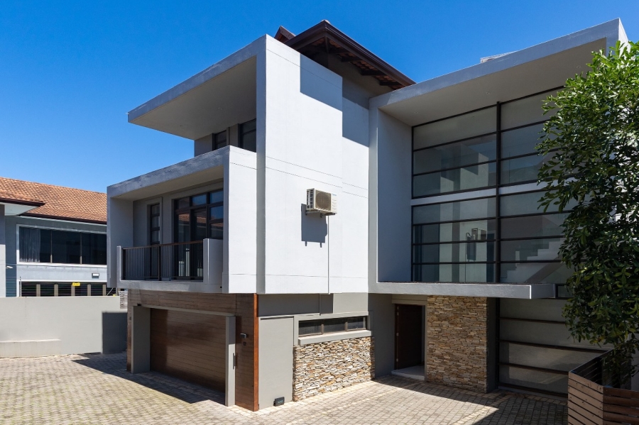 5 Bedroom Property for Sale in Izinga Ridge KwaZulu-Natal