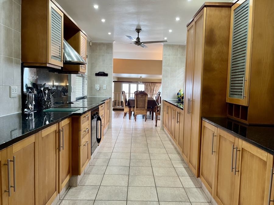 3 Bedroom Property for Sale in Salt Rock KwaZulu-Natal