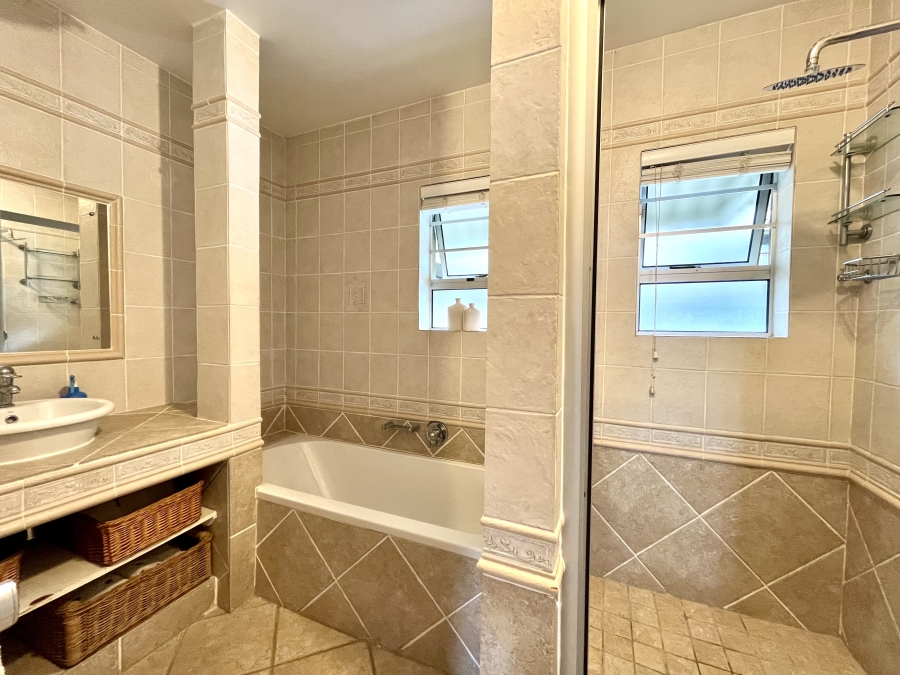 3 Bedroom Property for Sale in Salt Rock KwaZulu-Natal