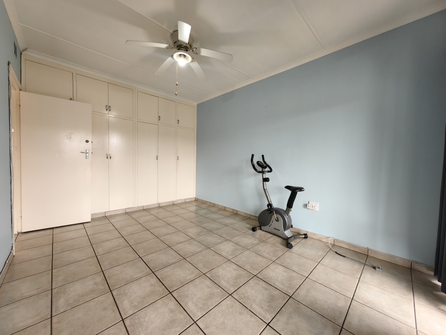 2 Bedroom Property for Sale in Scottburgh Central KwaZulu-Natal