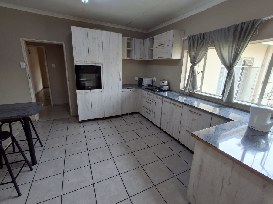 4 Bedroom Property for Sale in Pioneer Park KwaZulu-Natal