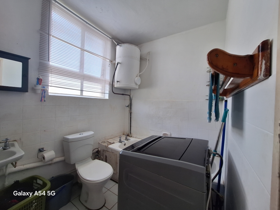 1 Bedroom Property for Sale in Bulwer KwaZulu-Natal